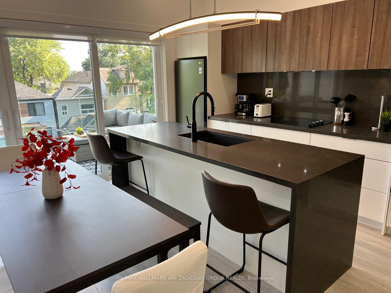 Photo 1 of Unit 3, 16 Minto Street, Toronto, Greenwood-Coxwell — HOMEH