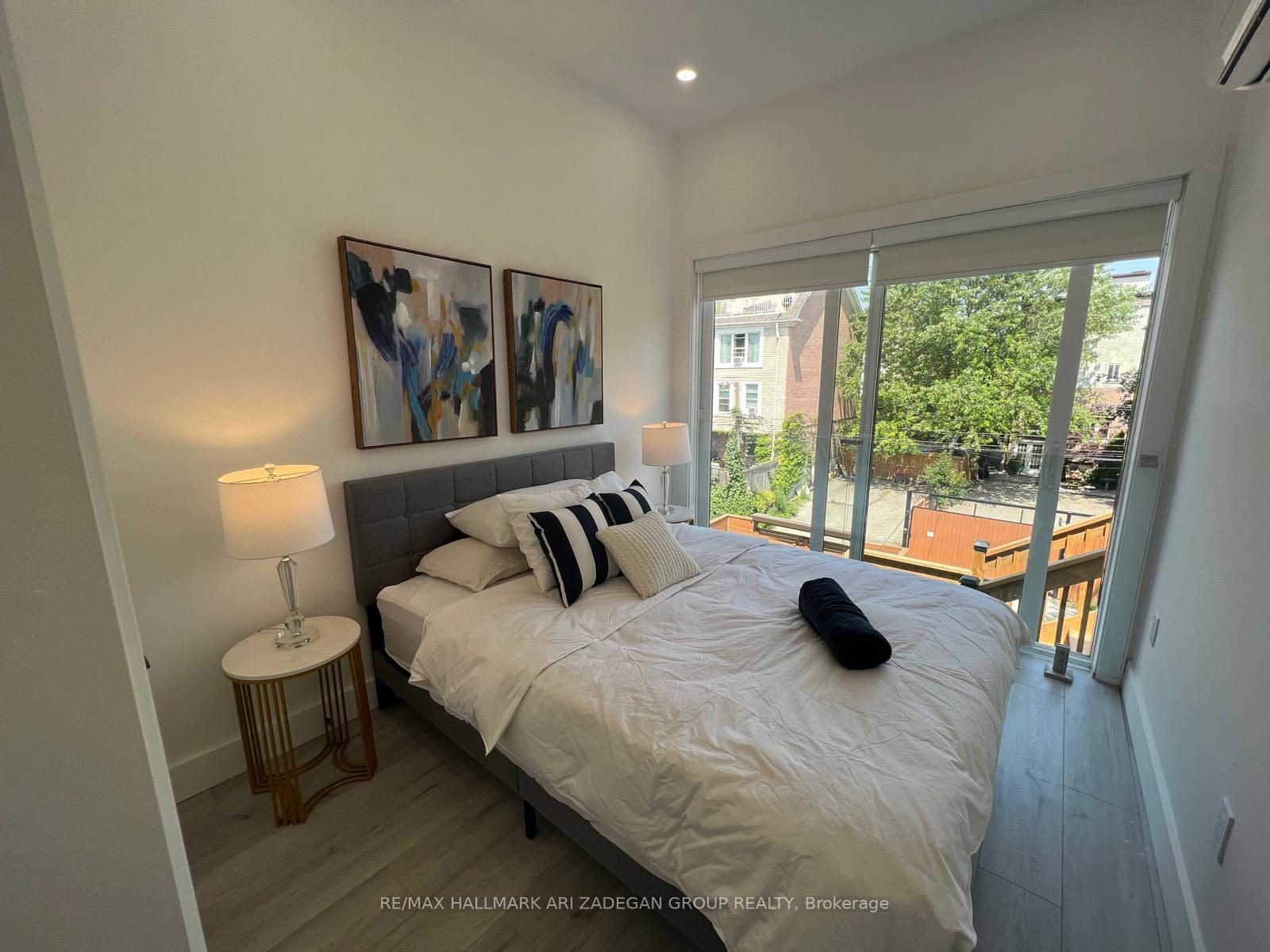 Photo 4 of Unit 3, 16 Minto Street, Toronto, Greenwood-Coxwell — HOMEH