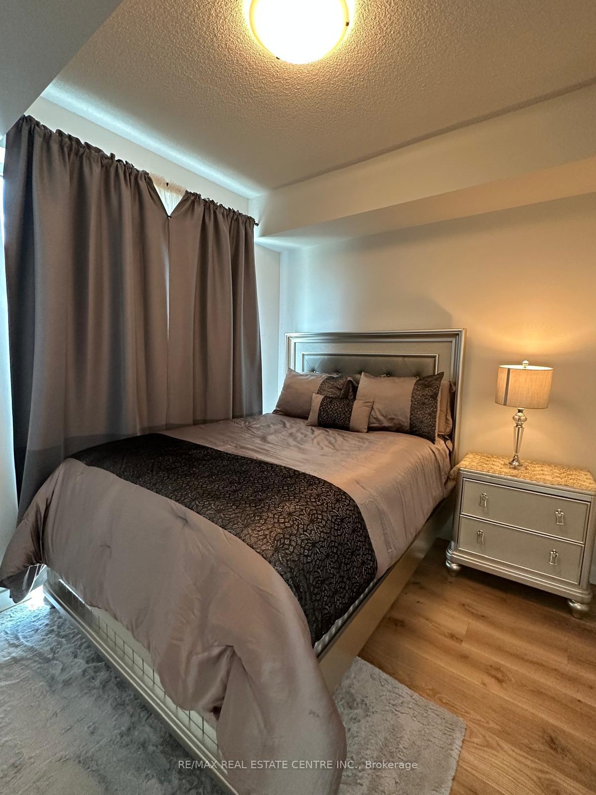 Photo 9 of Unit 2214, 60 Fredrick Street, Bracebridge, Draper — HOMEH
