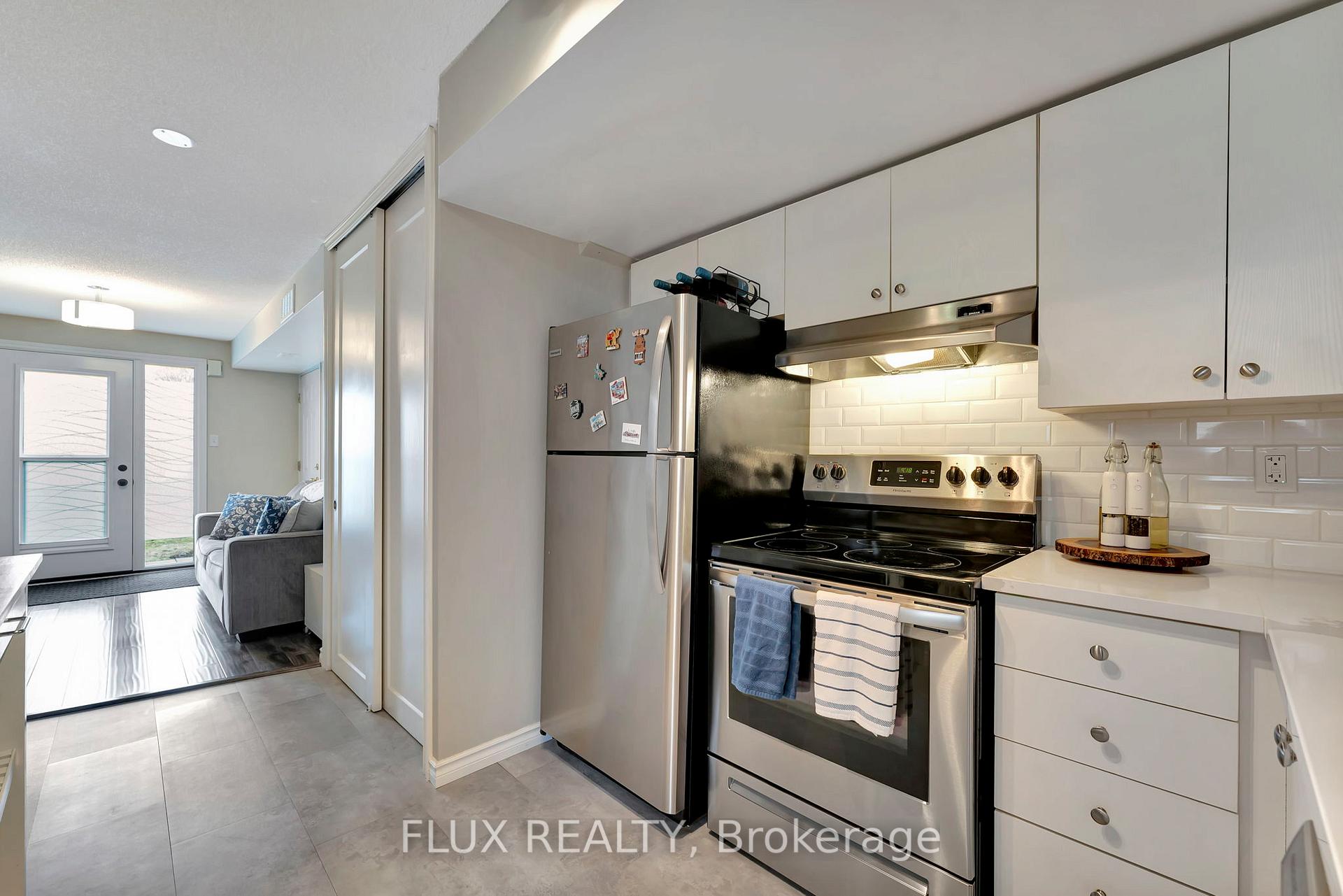 Photo 3 of Unit 3C, 139 Brighton Street, Waterloo — HOMEH