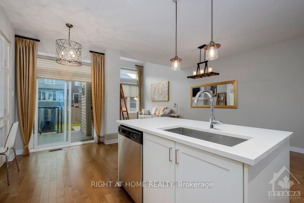 Photo 3 of 229 Pingwi Place, Ottawa, Blossom Park/Kemp Park/Findlay Creek — HOMEH