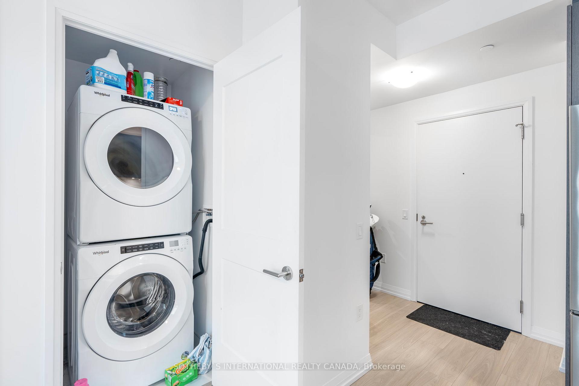 Photo 22 of Unit 711, 50 Dunfield Avenue, Toronto, Mount Pleasant East — HOMEH