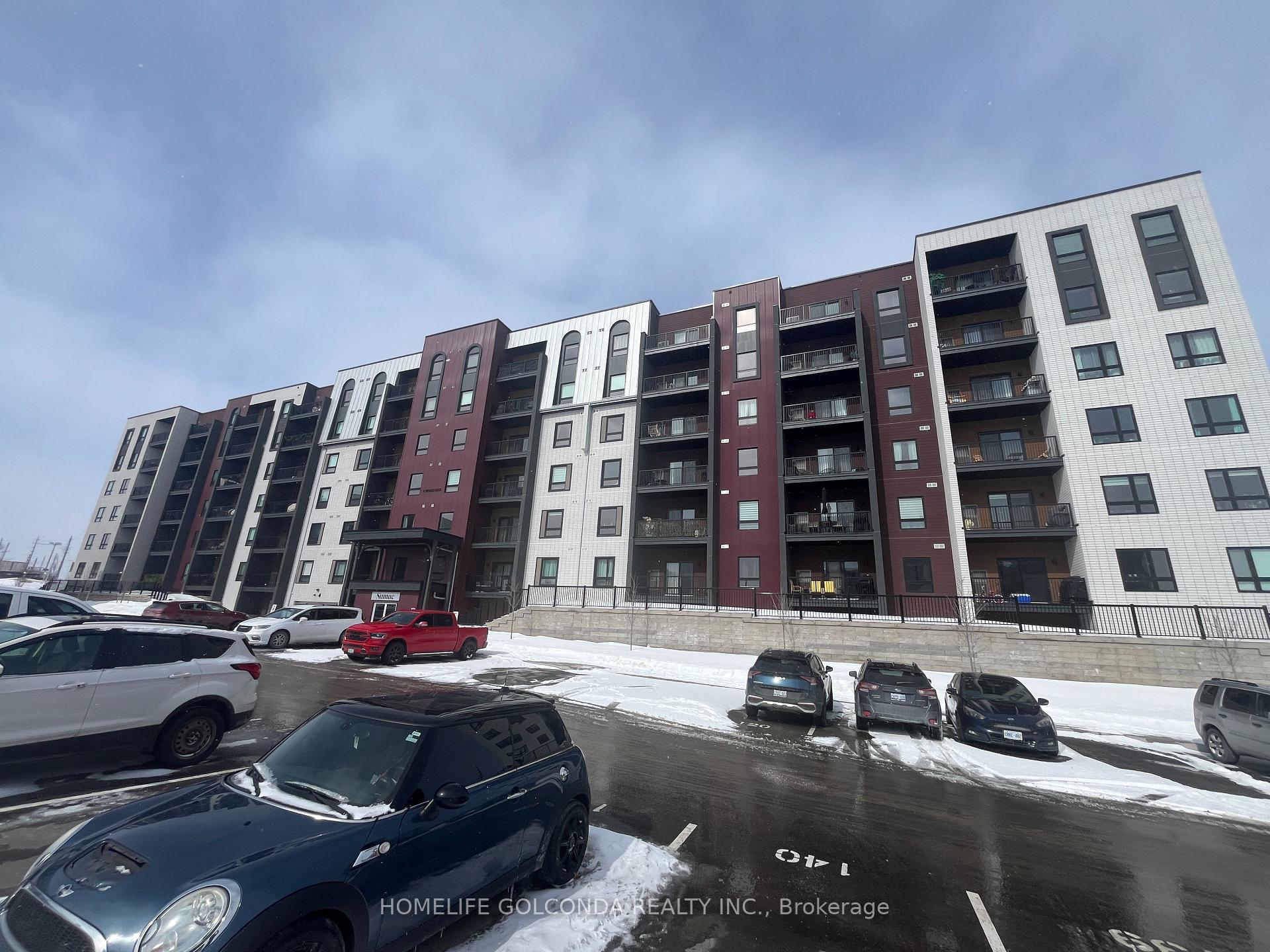 Photo 1 of Unit 510, 4 Spice Way, Barrie, Rural Barrie Southeast — HOMEH