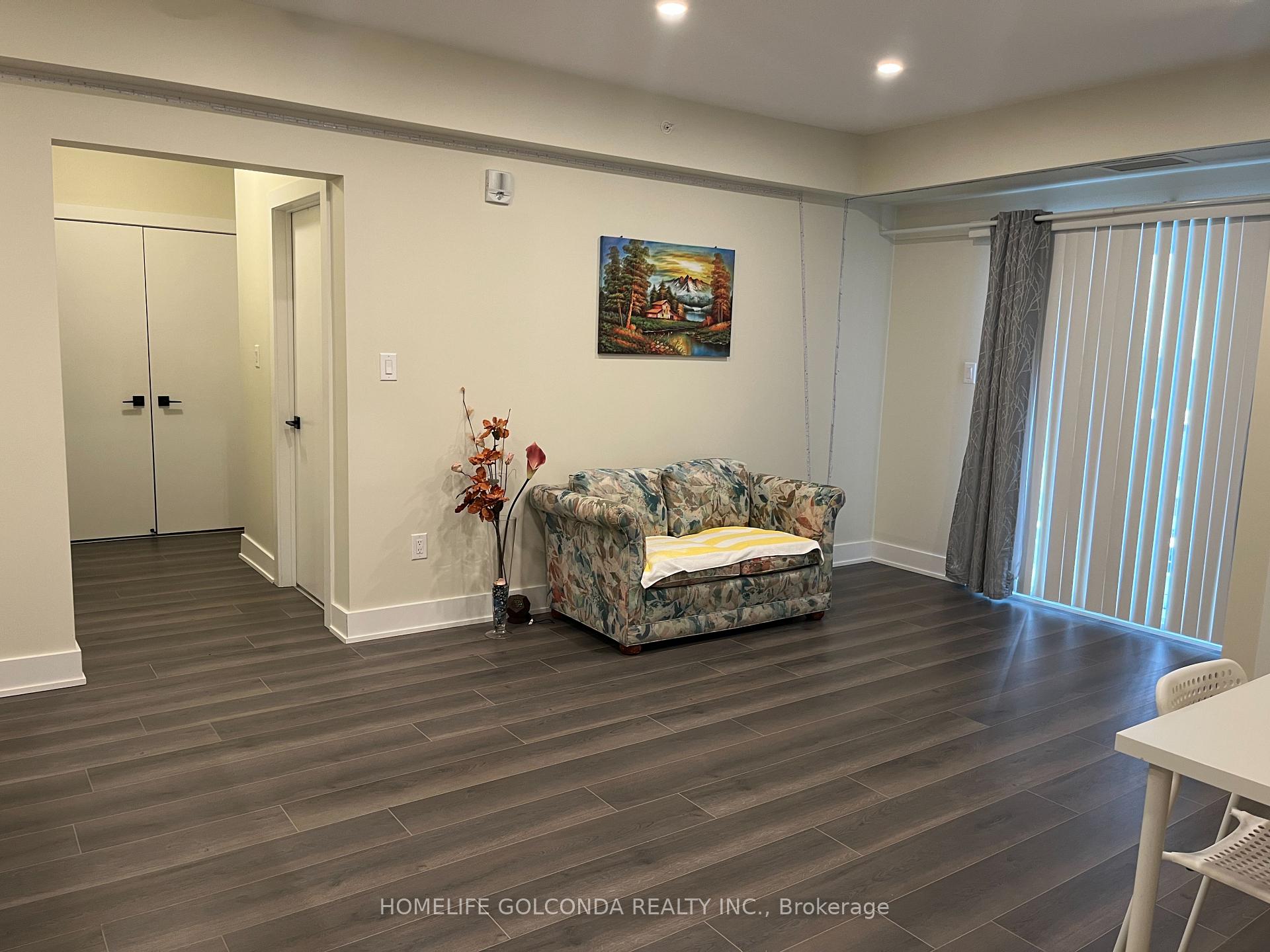 Photo 6 of Unit 510, 4 Spice Way, Barrie, Rural Barrie Southeast — HOMEH