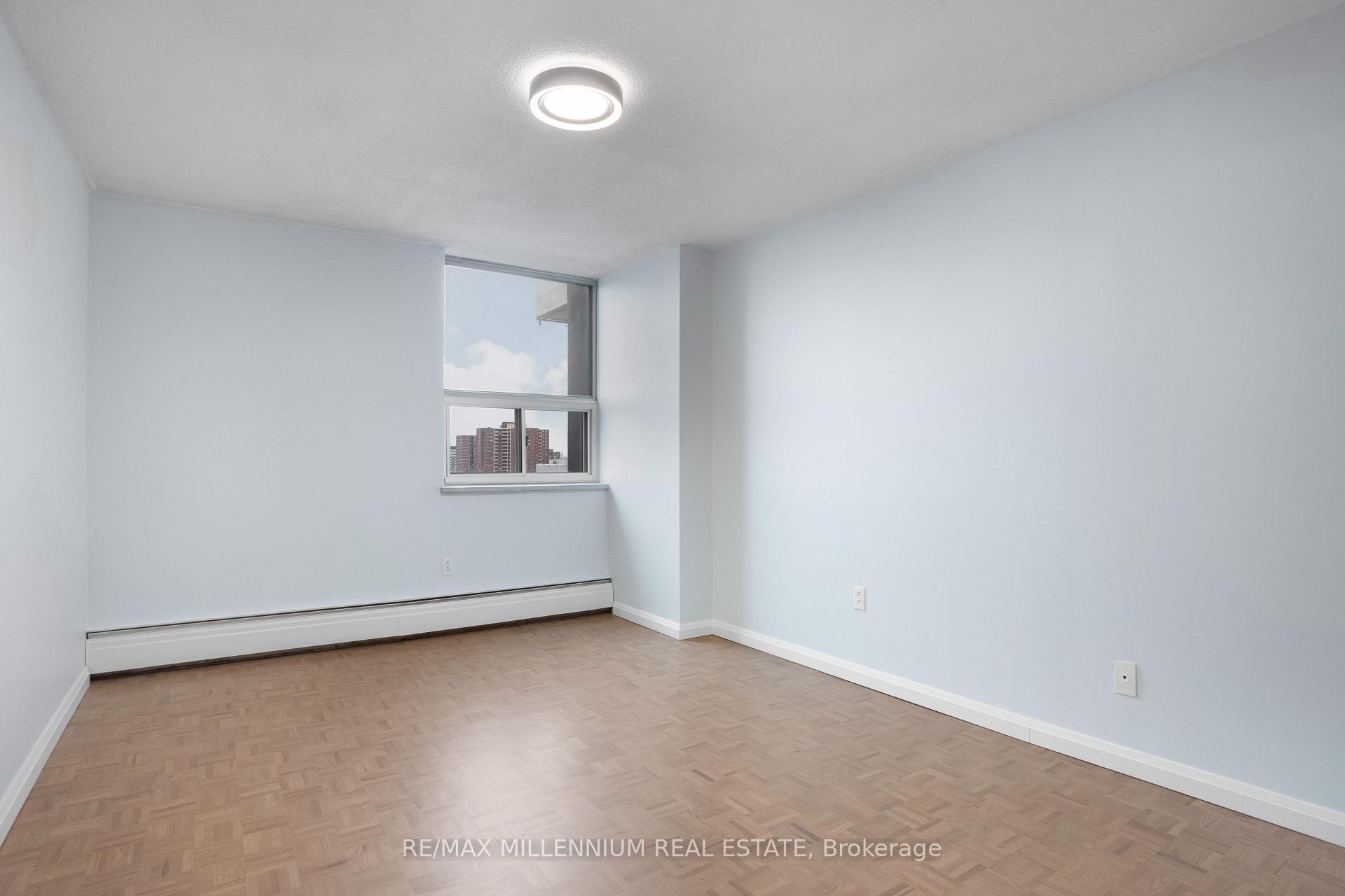 Photo 16 of Unit 705, 151 La Rose Avenue, Etobicoke, Humber Heights — HOMEH