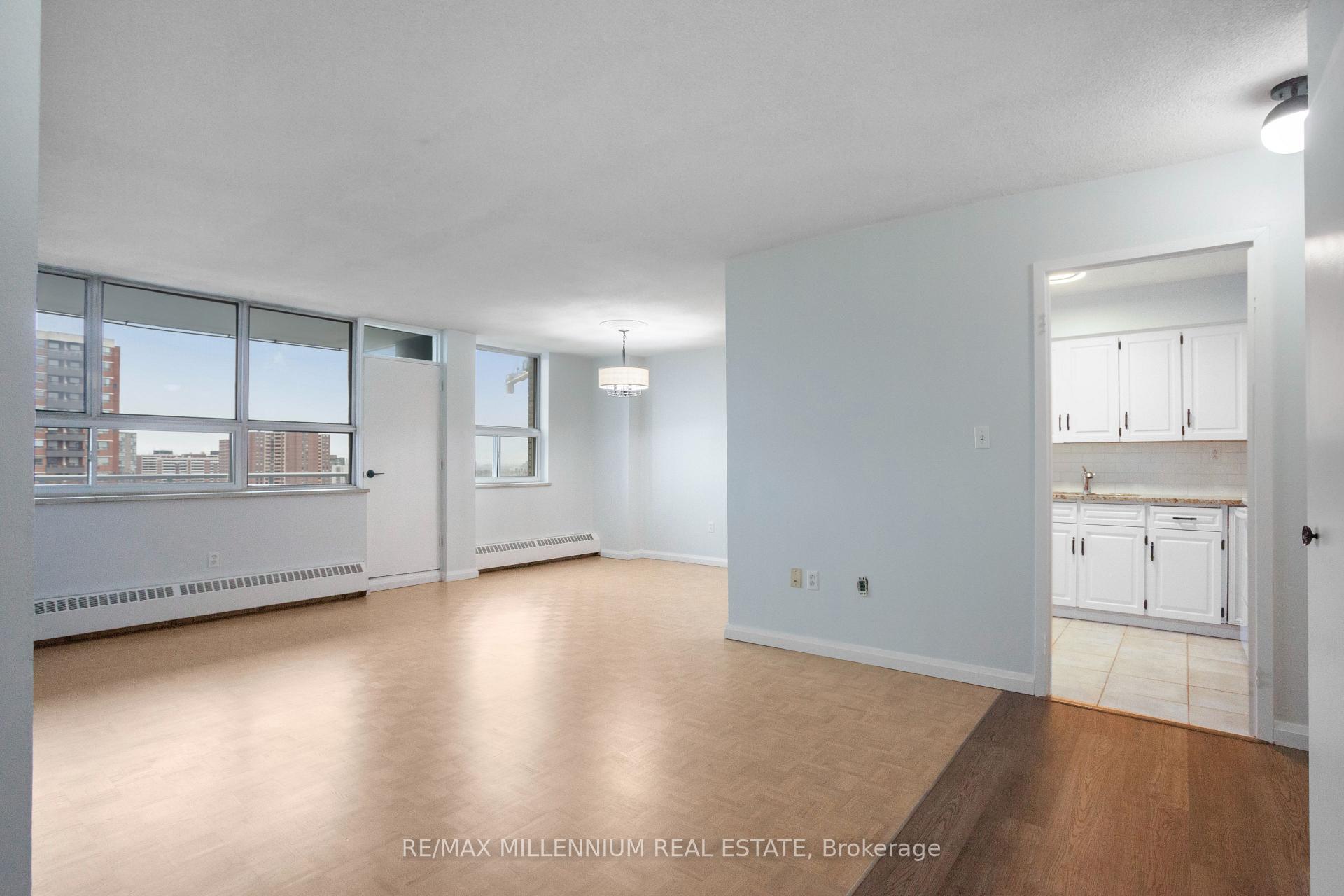 Photo 17 of Unit 705, 151 La Rose Avenue, Etobicoke, Humber Heights — HOMEH