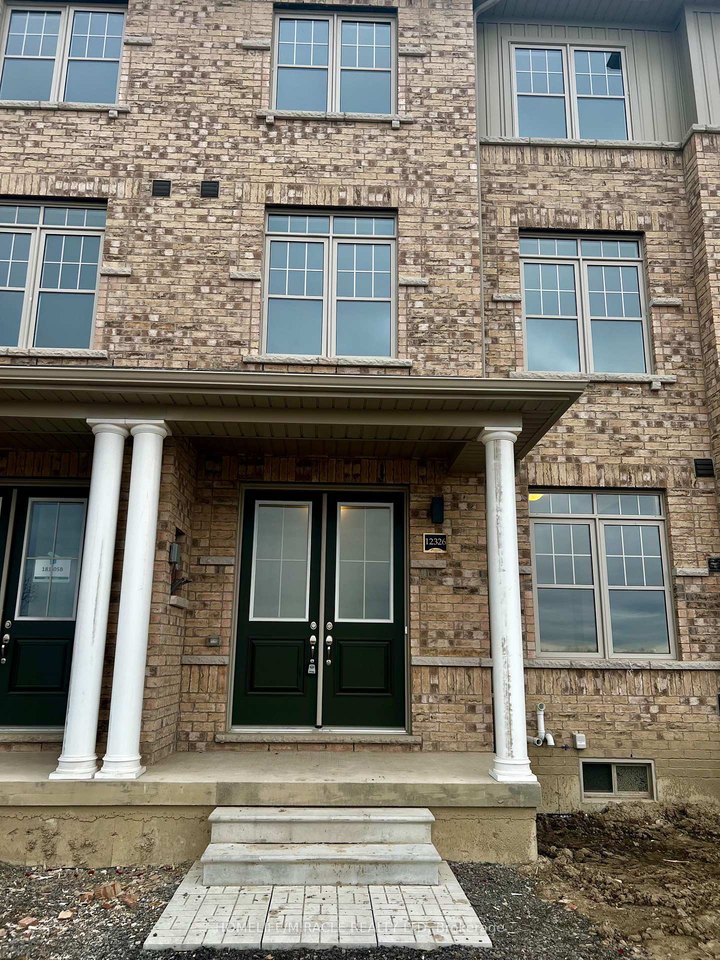 Front of 12326 Mclaughlin Road