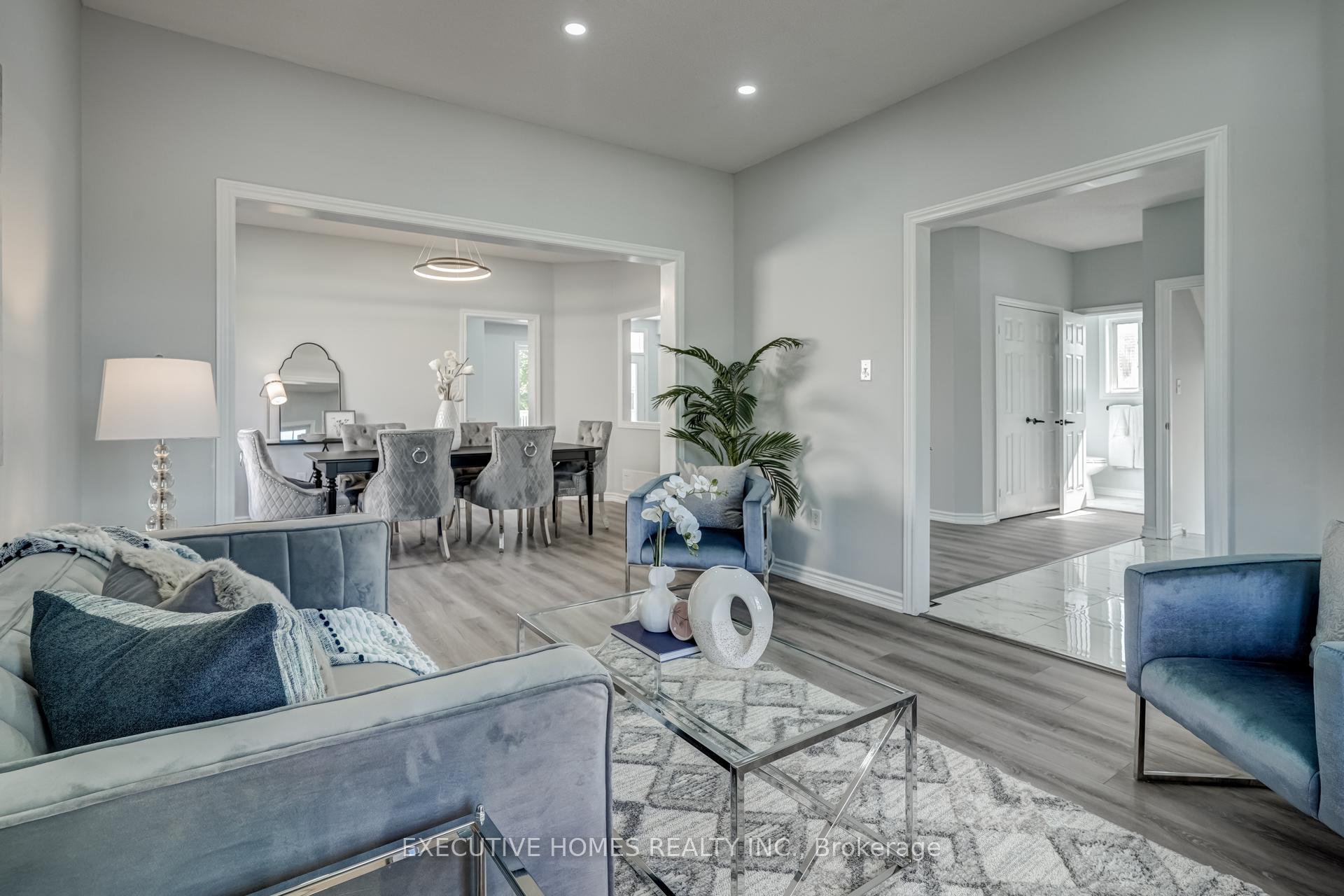 Photo 4 of 254 Livingstone Street E, Barrie, Little Lake — HOMEH