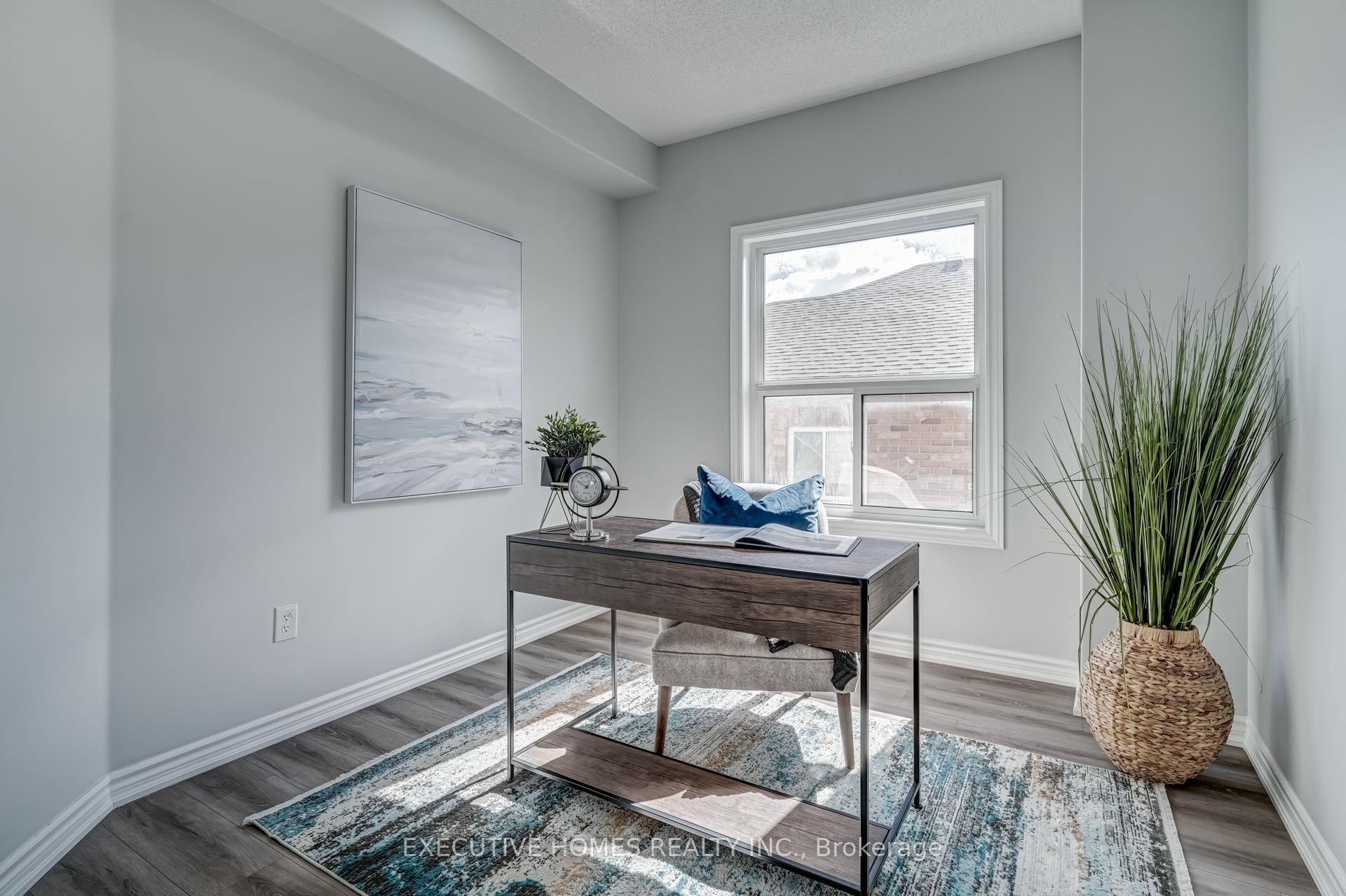 Photo 9 of 254 Livingstone Street E, Barrie, Little Lake — HOMEH