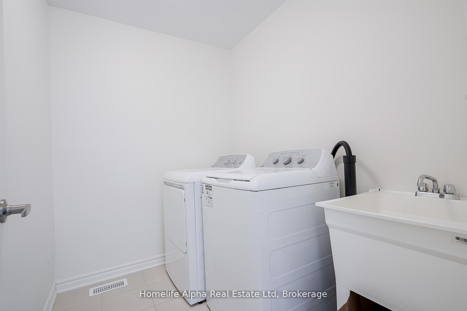 Photo 10 of 245 Prescott Drive, Clearview, Stayner — HOMEH