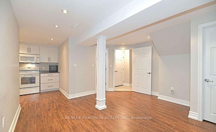 Photo 6 of 2730 St. Clair Avenue E, Toronto, O'Connor-Parkview — HOMEH