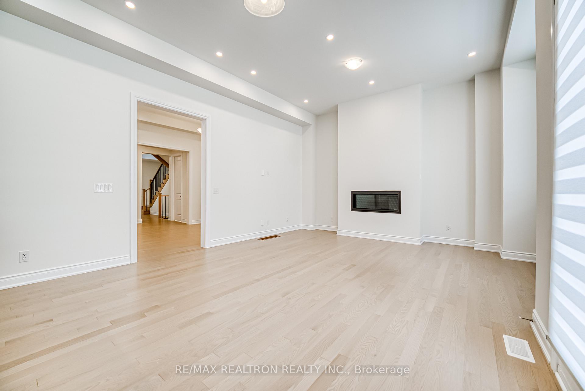 Photo 15 of 148 Harvey Bunker Crescent, Markham, Angus Glen — HOMEH