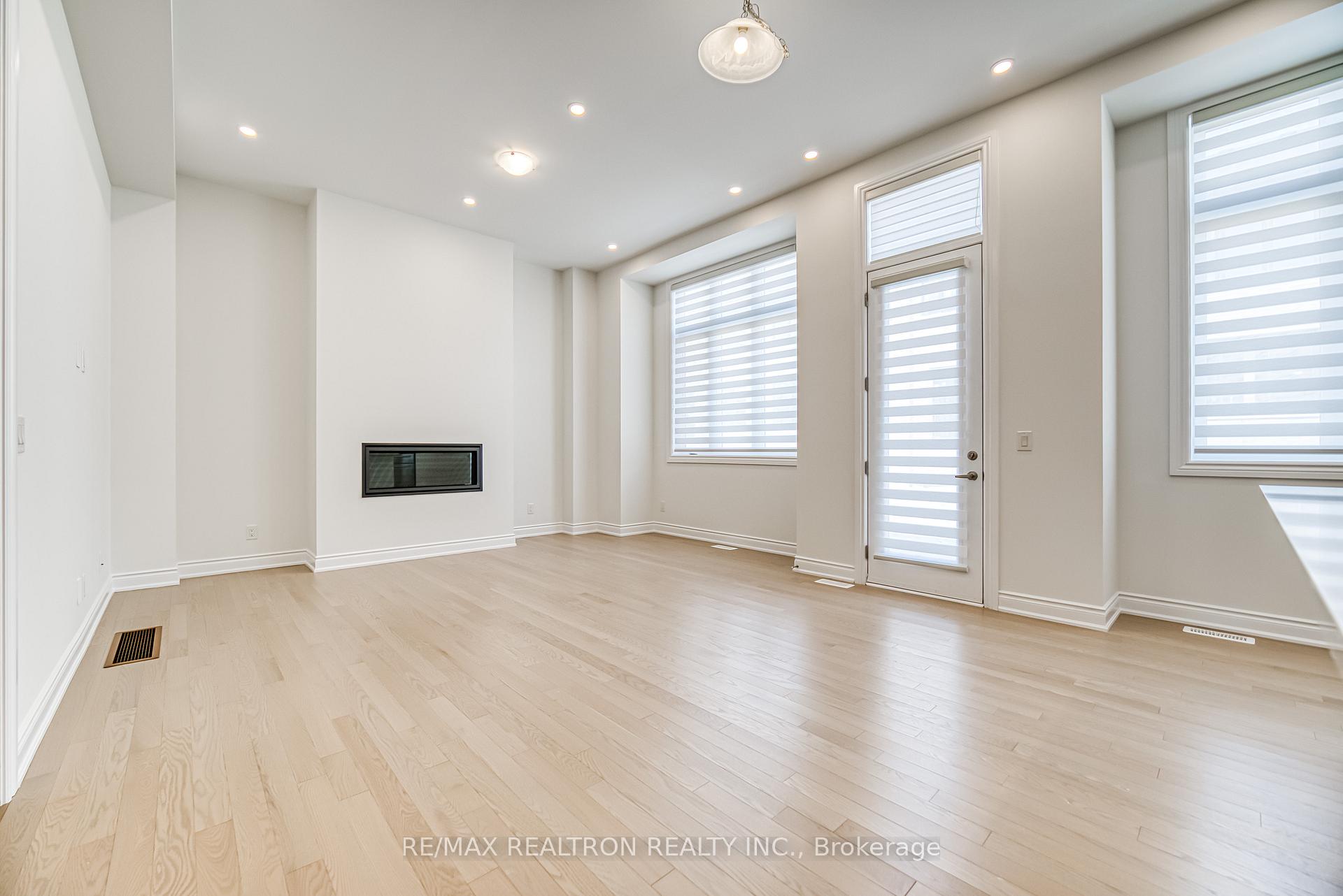 Photo 19 of 148 Harvey Bunker Crescent, Markham, Angus Glen — HOMEH