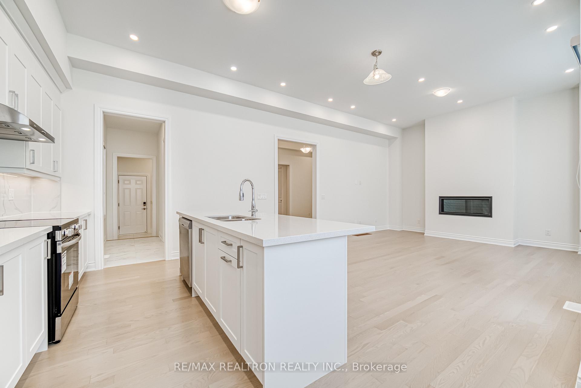 Photo 16 of 148 Harvey Bunker Crescent, Markham, Angus Glen — HOMEH