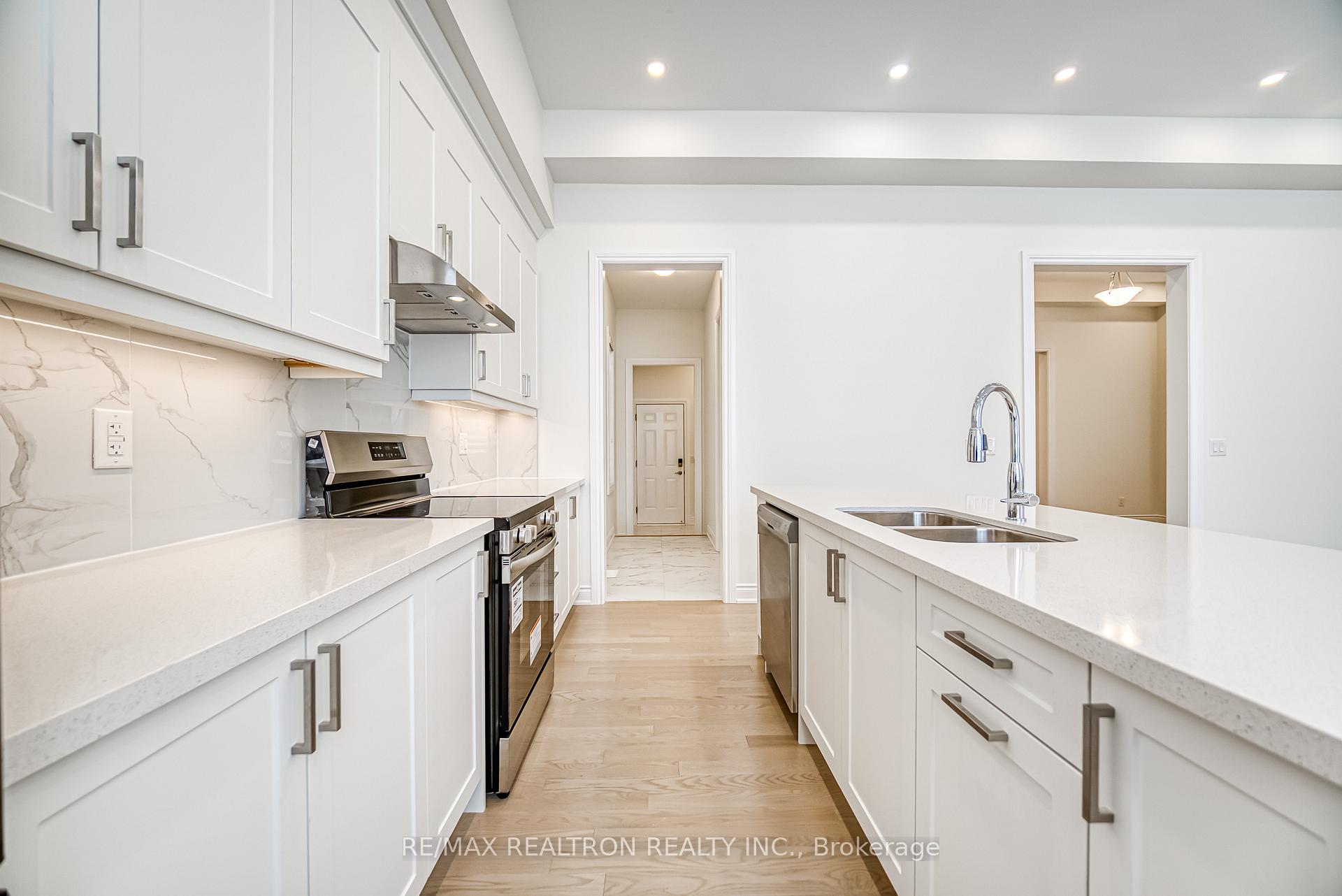 Photo 20 of 148 Harvey Bunker Crescent, Markham, Angus Glen — HOMEH