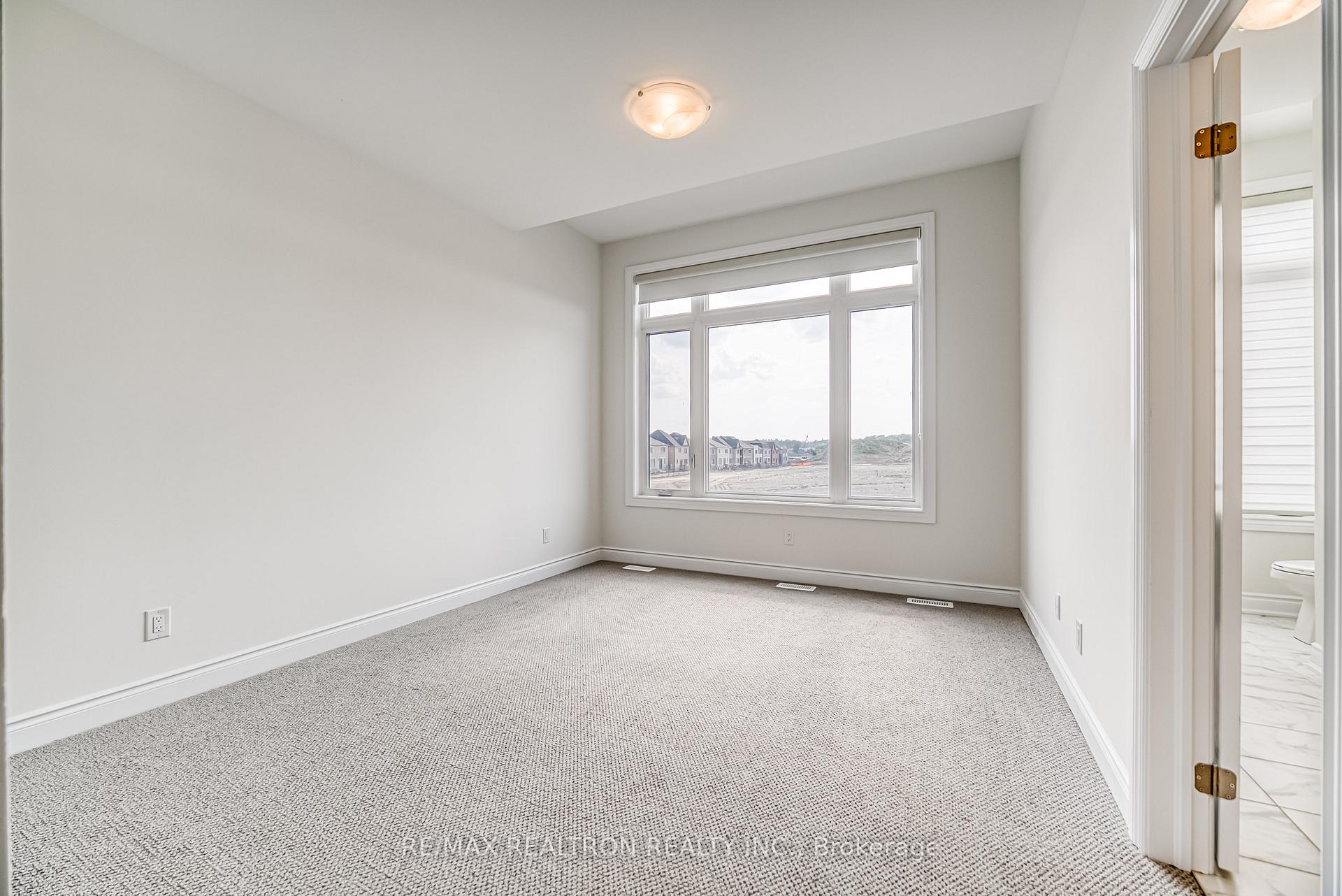 Photo 33 of 148 Harvey Bunker Crescent, Markham, Angus Glen — HOMEH