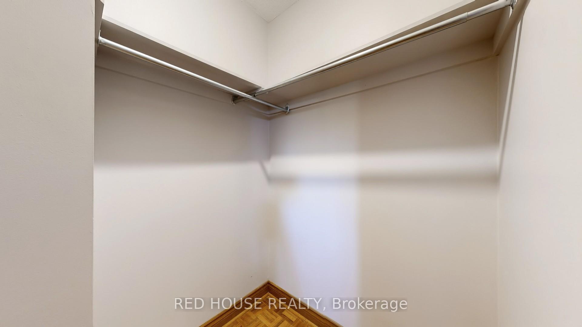 Photo 21 of 56 Belair Way, Vaughan, East Woodbridge — HOMEH