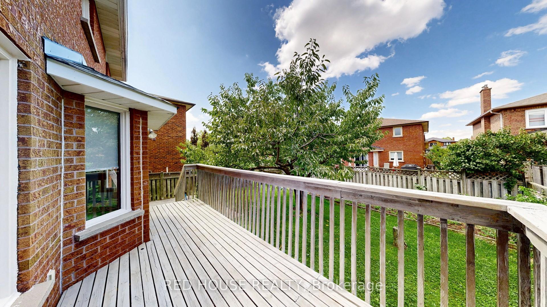 Photo 36 of 56 Belair Way, Vaughan, East Woodbridge — HOMEH