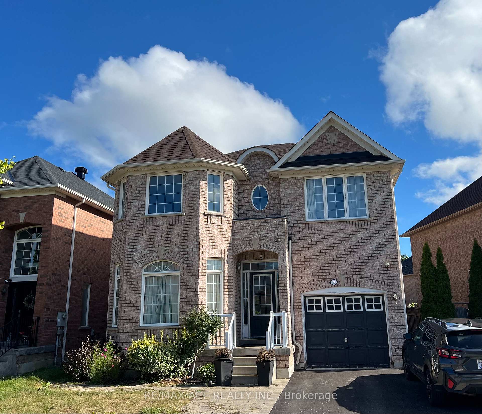 Front of Unit BSMT, 15 Settlers Ridge Street