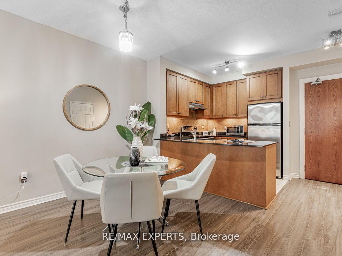 Photo 9 of Unit 107, 4620 Highway 7 Road, Vaughan, East Woodbridge — HOMEH