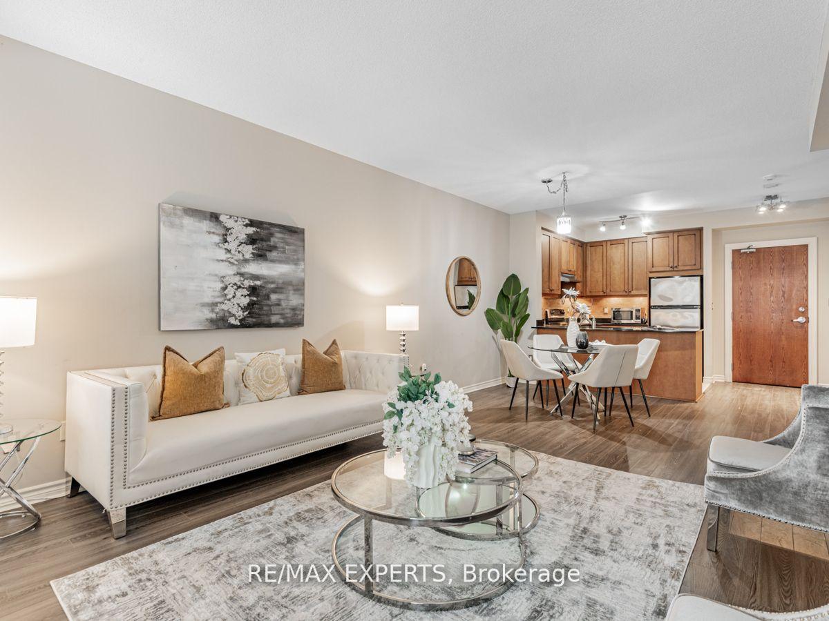 Photo 8 of Unit 107, 4620 Highway 7 Road, Vaughan, East Woodbridge — HOMEH