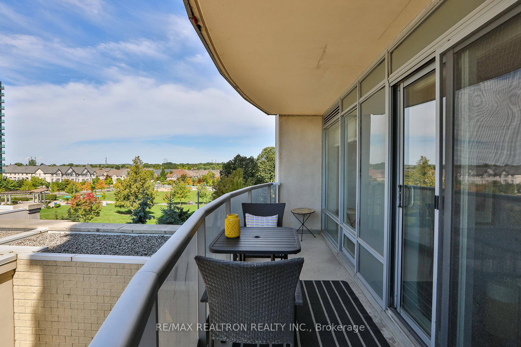 Photo 24 of Unit 404, 7 North Park Road, Vaughan, Beverley Glen — HOMEH