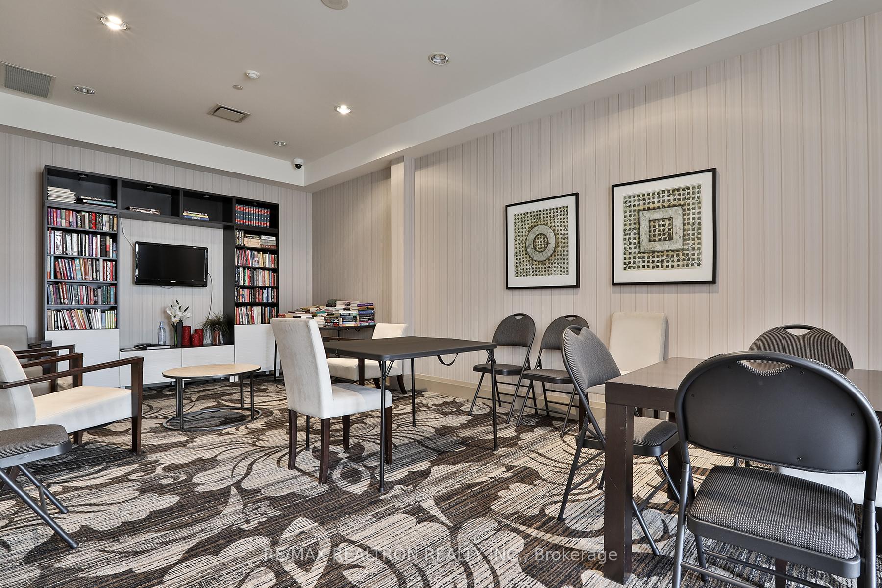 Photo 25 of Unit 404, 7 North Park Road, Vaughan, Beverley Glen — HOMEH
