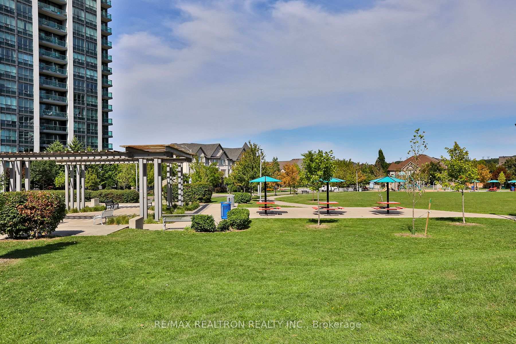 Photo 22 of Unit 404, 7 North Park Road, Vaughan, Beverley Glen — HOMEH