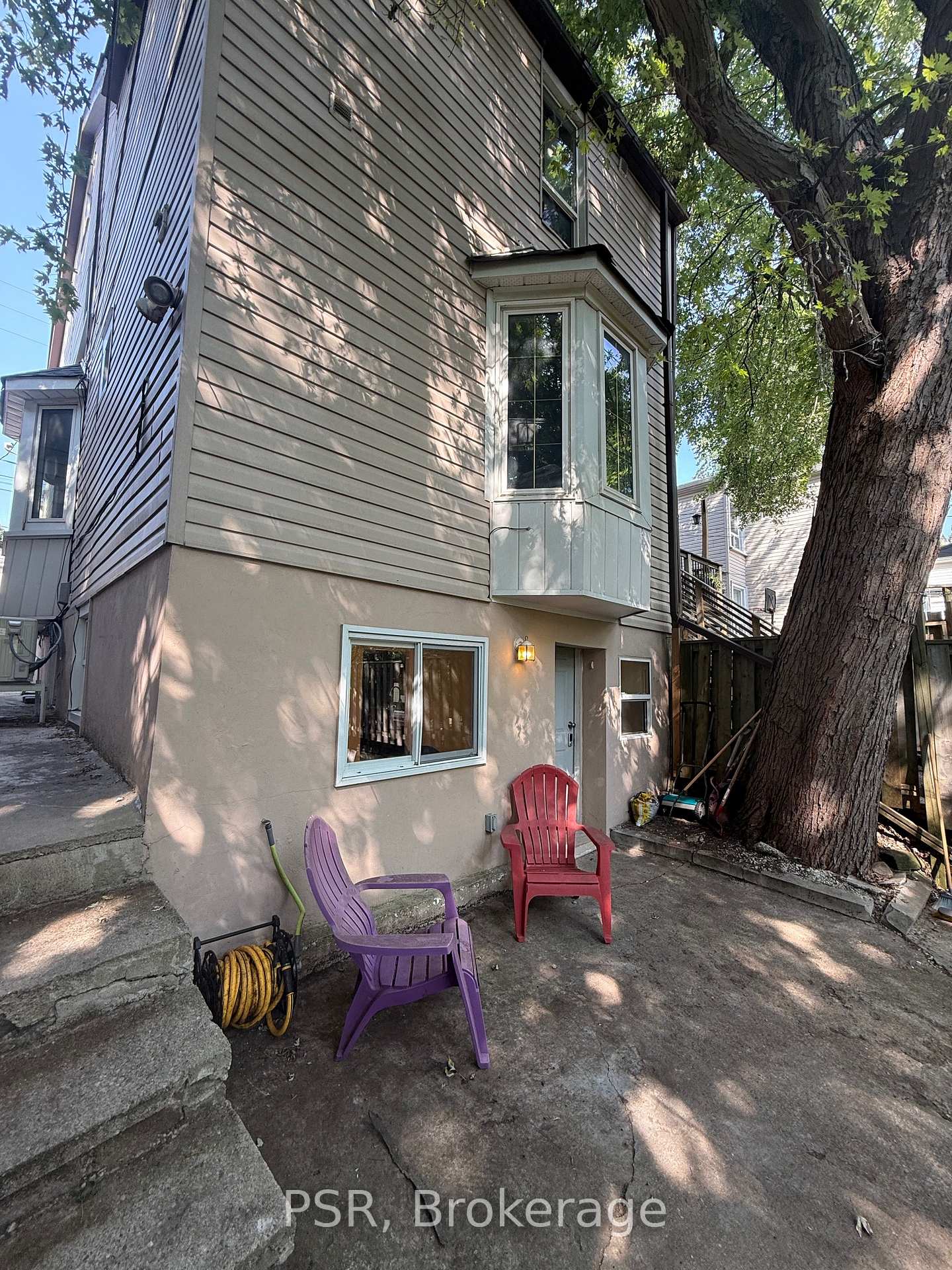 Photo 9 of Unit Lower, 191 Coxwell Avenue, Toronto, Woodbine Corridor — HOMEH