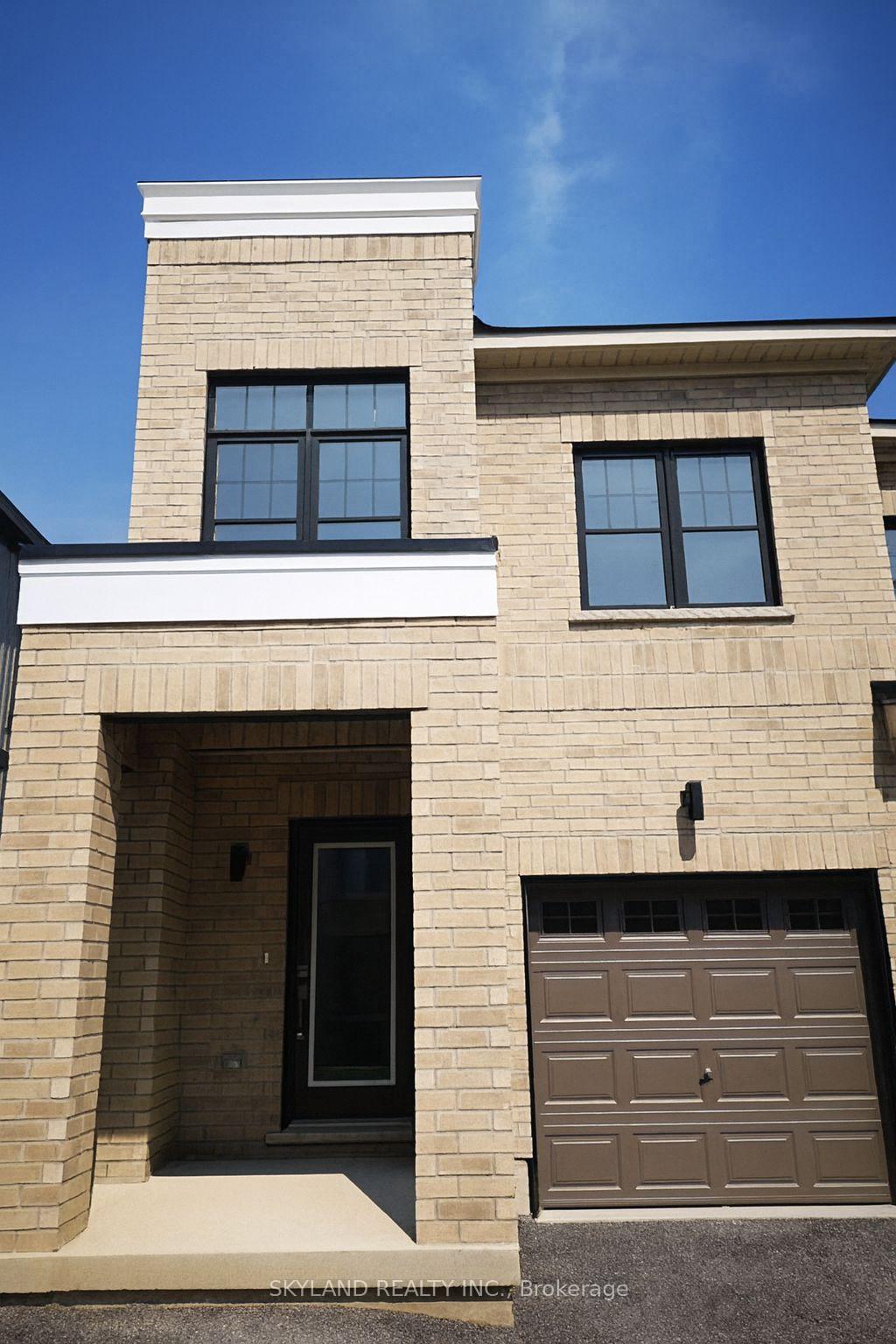 Front of 17 King George Way