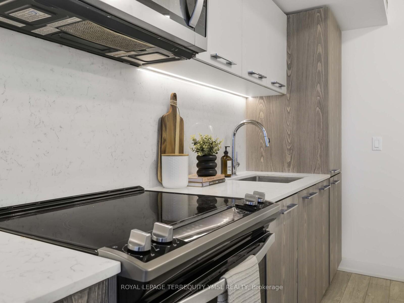 Photo 11 of Unit 501, 15 Baseball Place, Toronto, South Riverdale — HOMEH