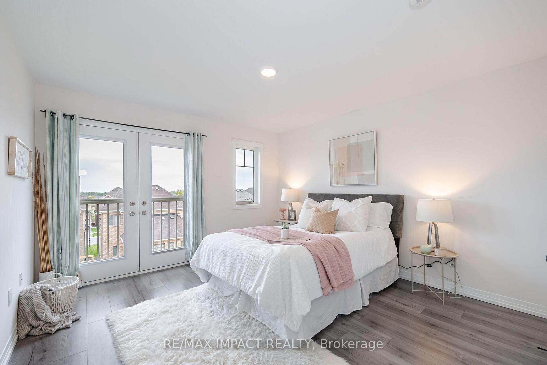 Photo 5 of 59 Bavin Street, Clarington, Bowmanville — HOMEH