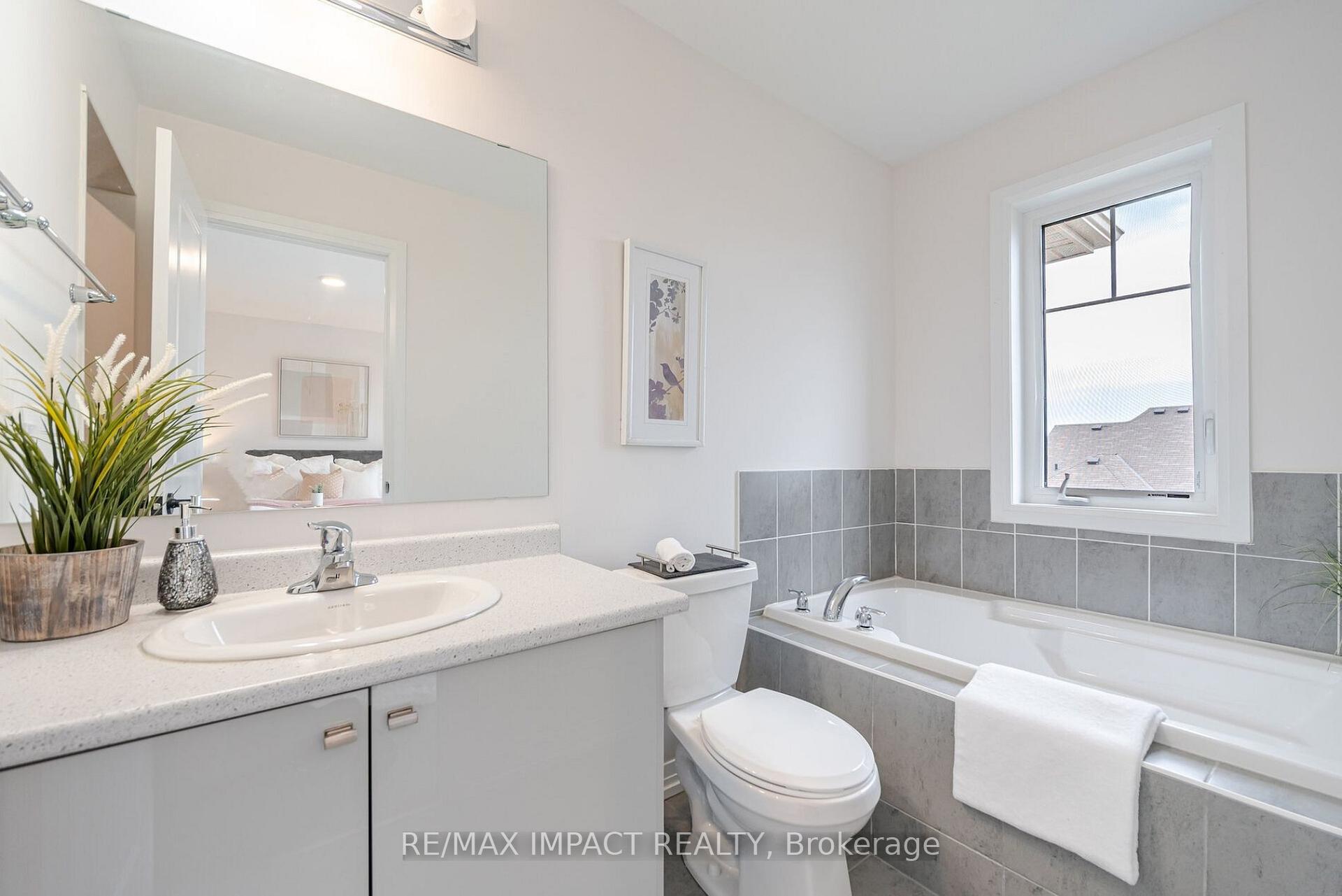 Photo 10 of 59 Bavin Street, Clarington, Bowmanville — HOMEH