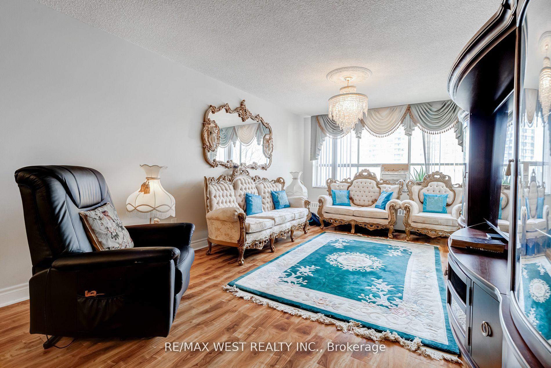 Photo 3 of Unit 415, 320 Dixon Road, Etobicoke, Kingsview Village-The Westway — HOMEH