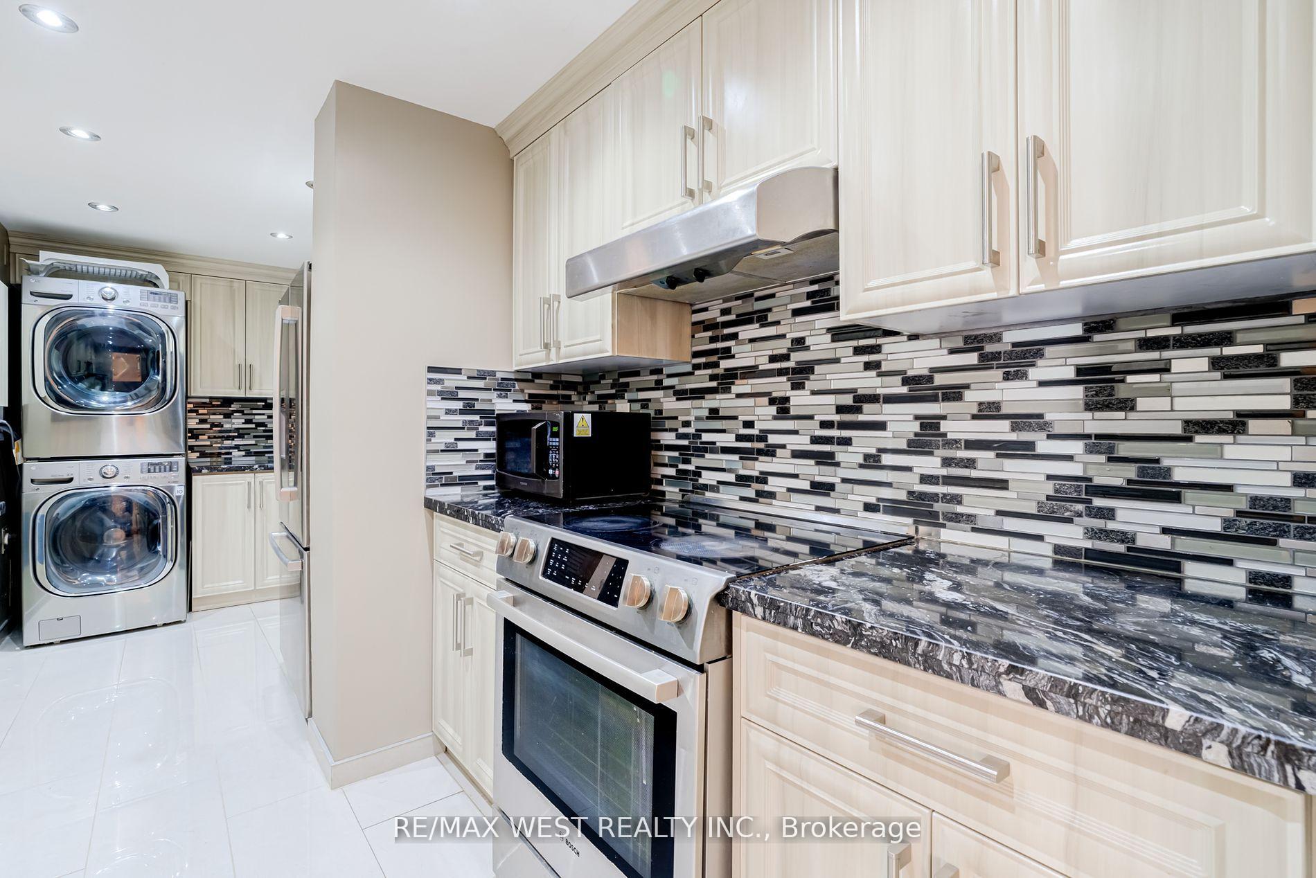 Photo 21 of Unit 415, 320 Dixon Road, Etobicoke, Kingsview Village-The Westway — HOMEH