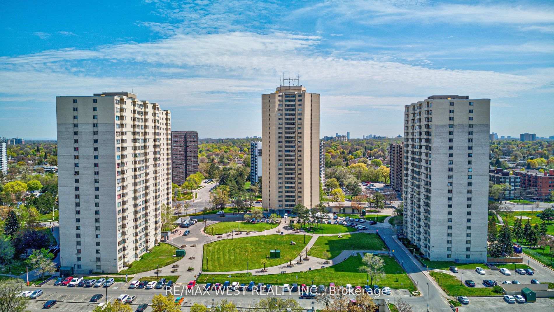Photo 31 of Unit 415, 320 Dixon Road, Etobicoke, Kingsview Village-The Westway — HOMEH