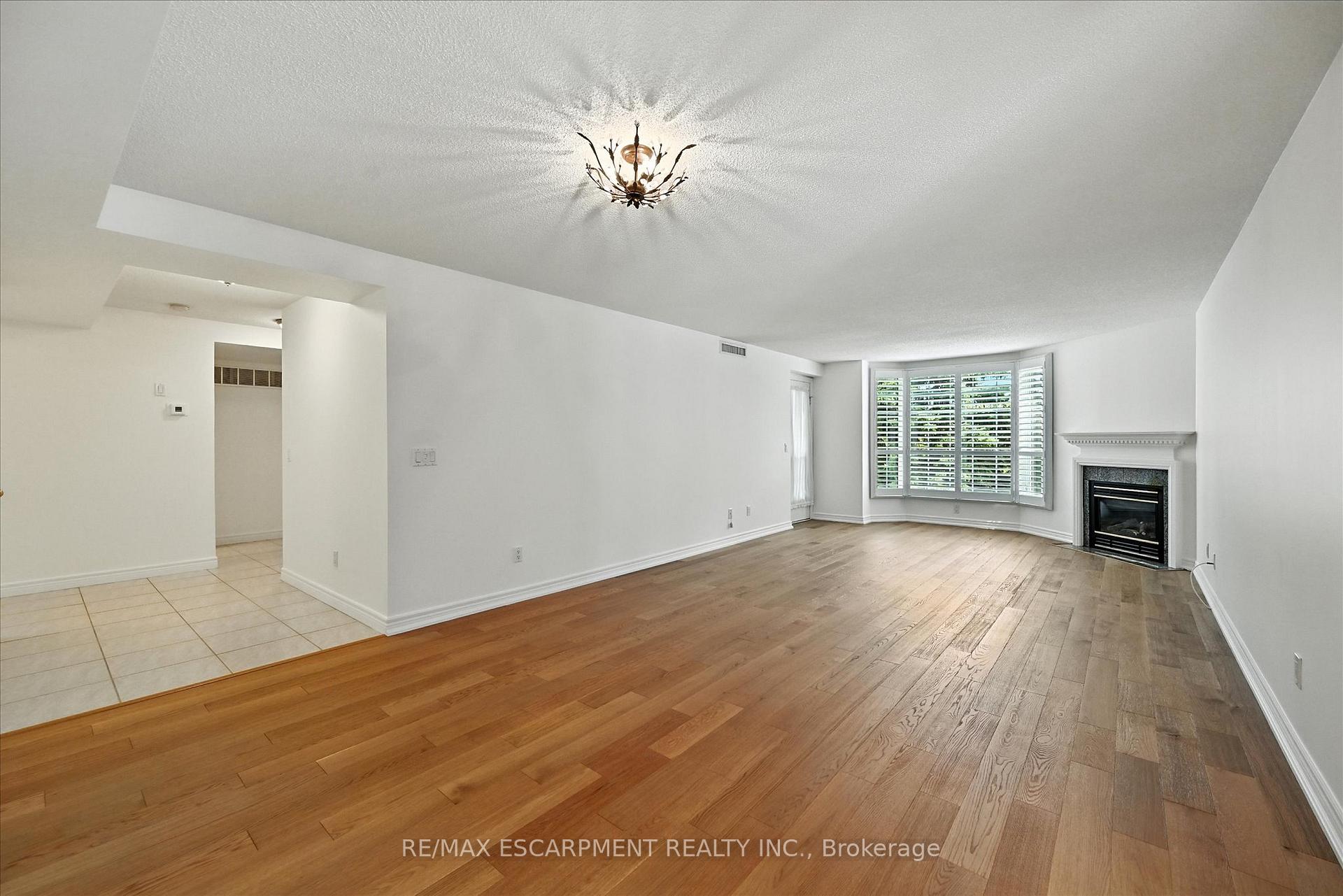 Photo 34 of Unit 204, 990 Golf Links Road, Hamilton, Ancaster — HOMEH