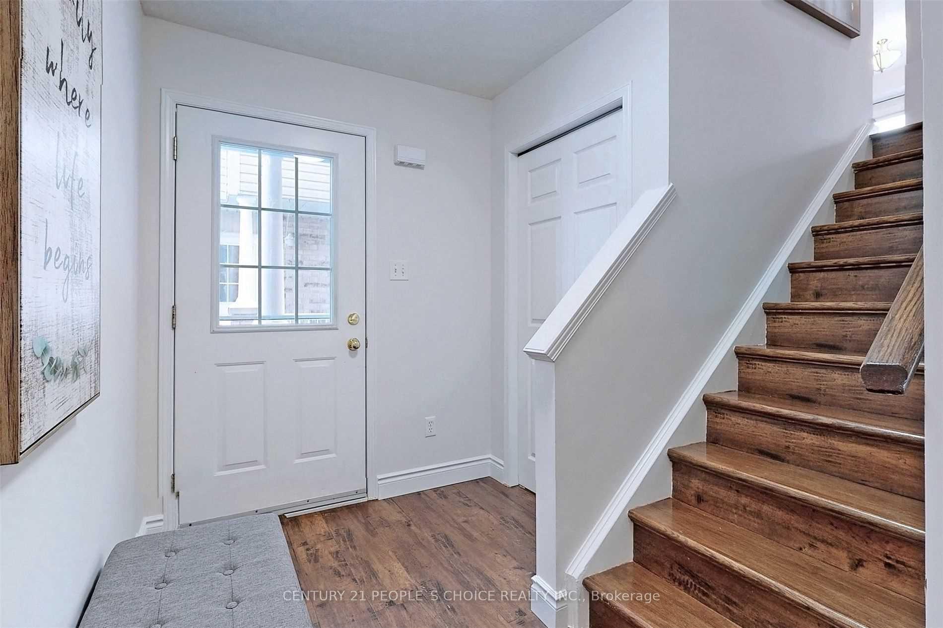 Photo 13 of 553 Activa Avenue, Kitchener, Larentian West — HOMEH
