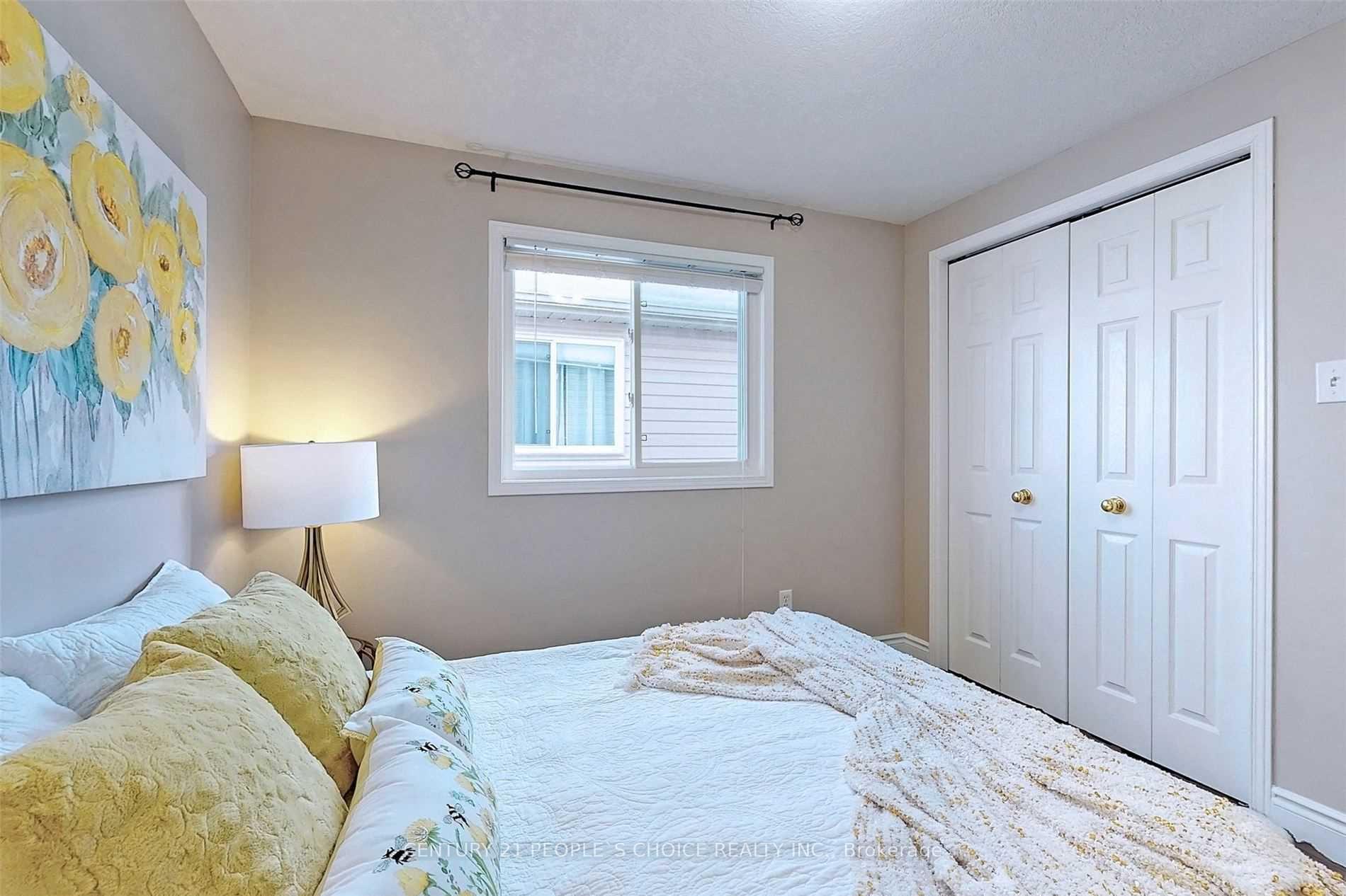 Photo 20 of 553 Activa Avenue, Kitchener, Larentian West — HOMEH