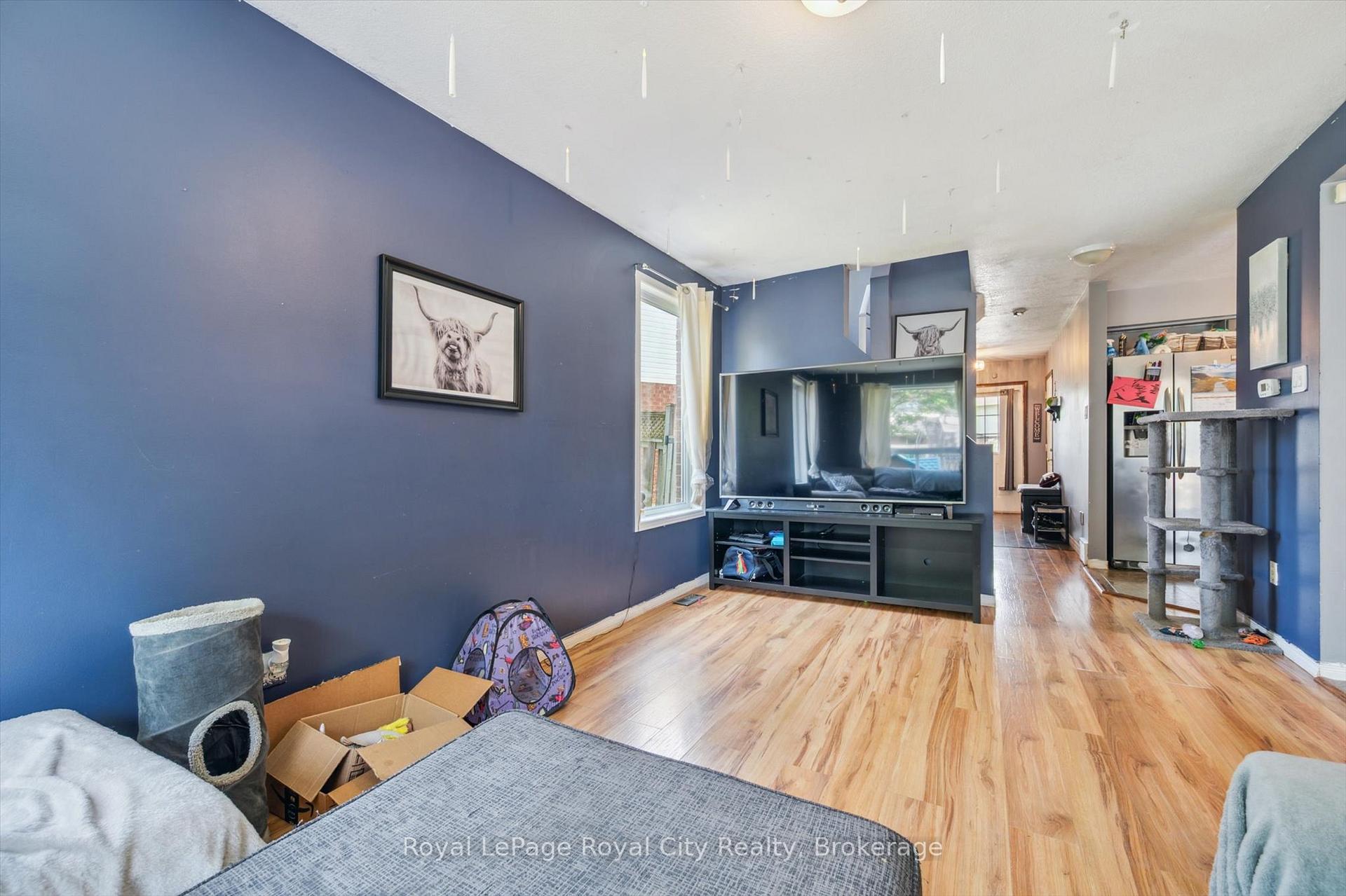 Photo 11 of 86 Swift Crescent, Guelph, Grange Road — HOMEH