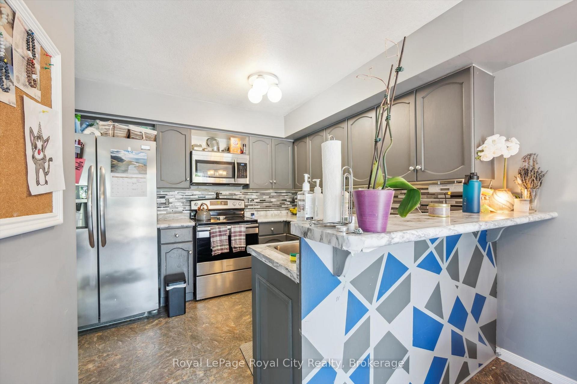 Photo 14 of 86 Swift Crescent, Guelph, Grange Road — HOMEH