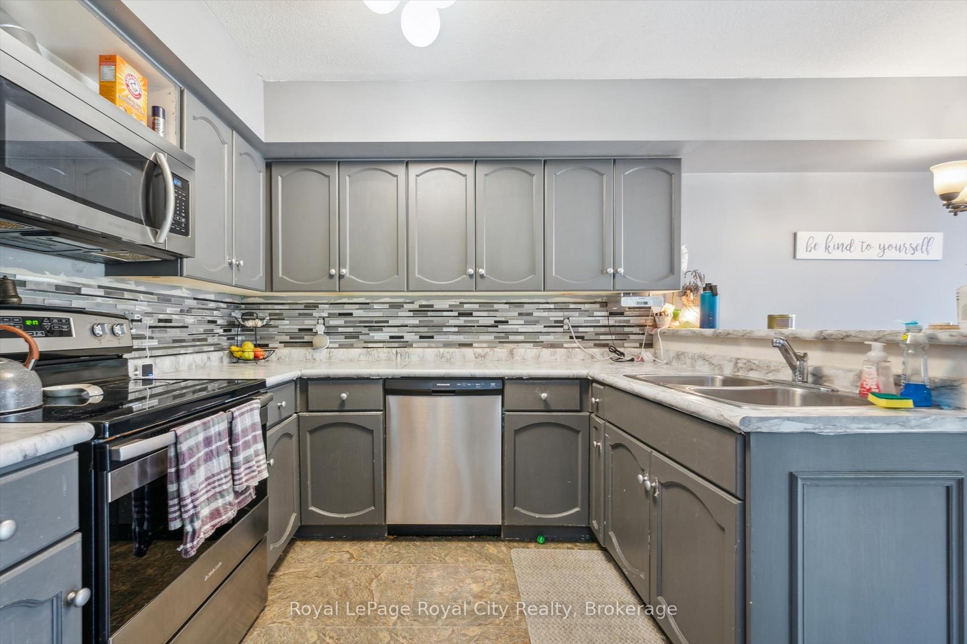 Photo 16 of 86 Swift Crescent, Guelph, Grange Road — HOMEH