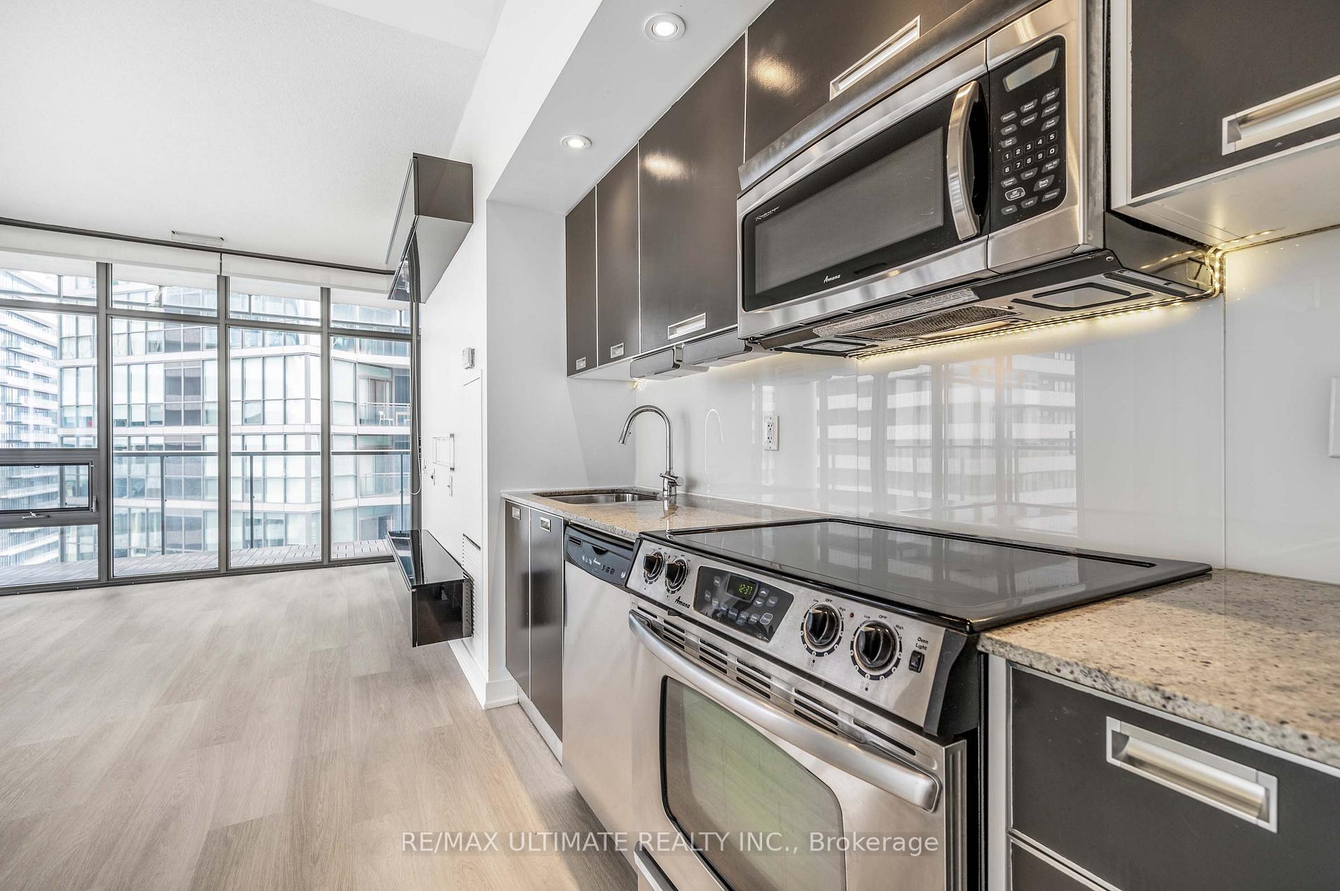 Photo 11 of Unit 3808, 33 Charles Street E, Toronto, Church-Yonge Corridor — HOMEH