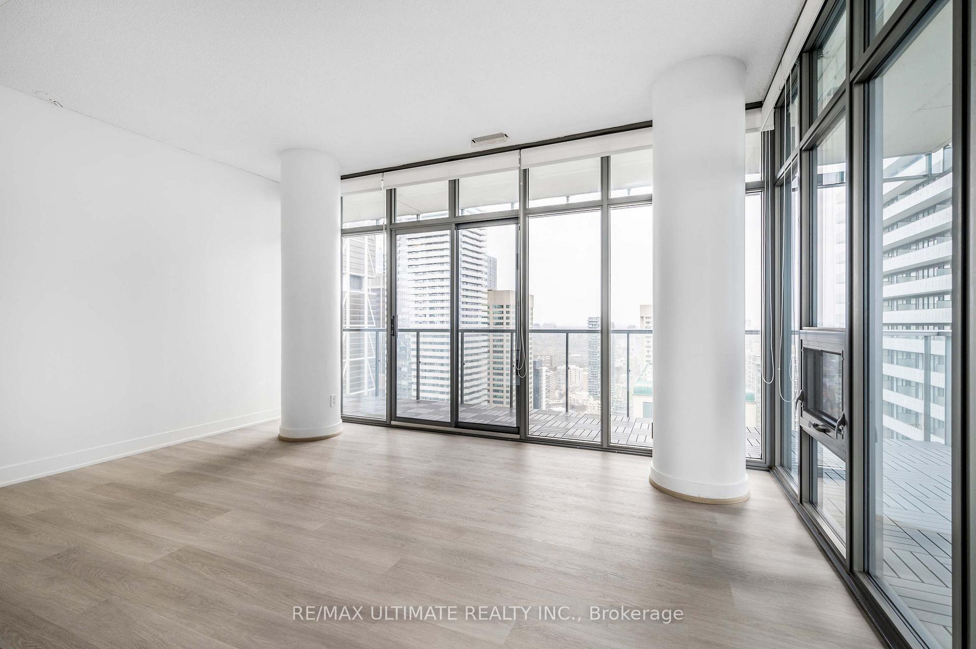 Photo 12 of Unit 3808, 33 Charles Street E, Toronto, Church-Yonge Corridor — HOMEH