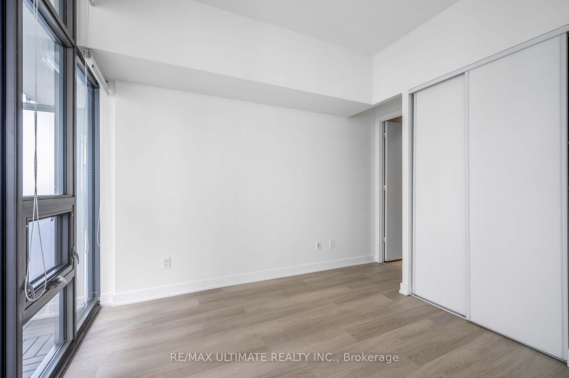 Photo 2 of Unit 3808, 33 Charles Street E, Toronto, Church-Yonge Corridor — HOMEH