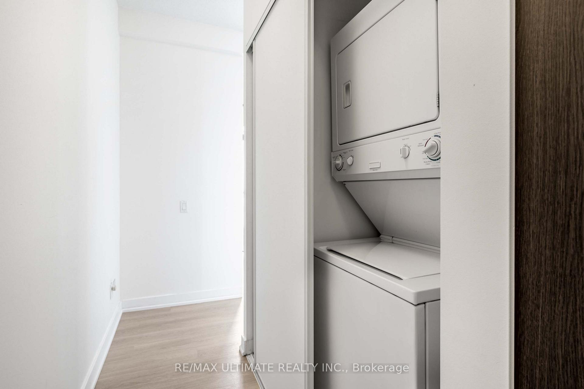 Photo 15 of Unit 3808, 33 Charles Street E, Toronto, Church-Yonge Corridor — HOMEH