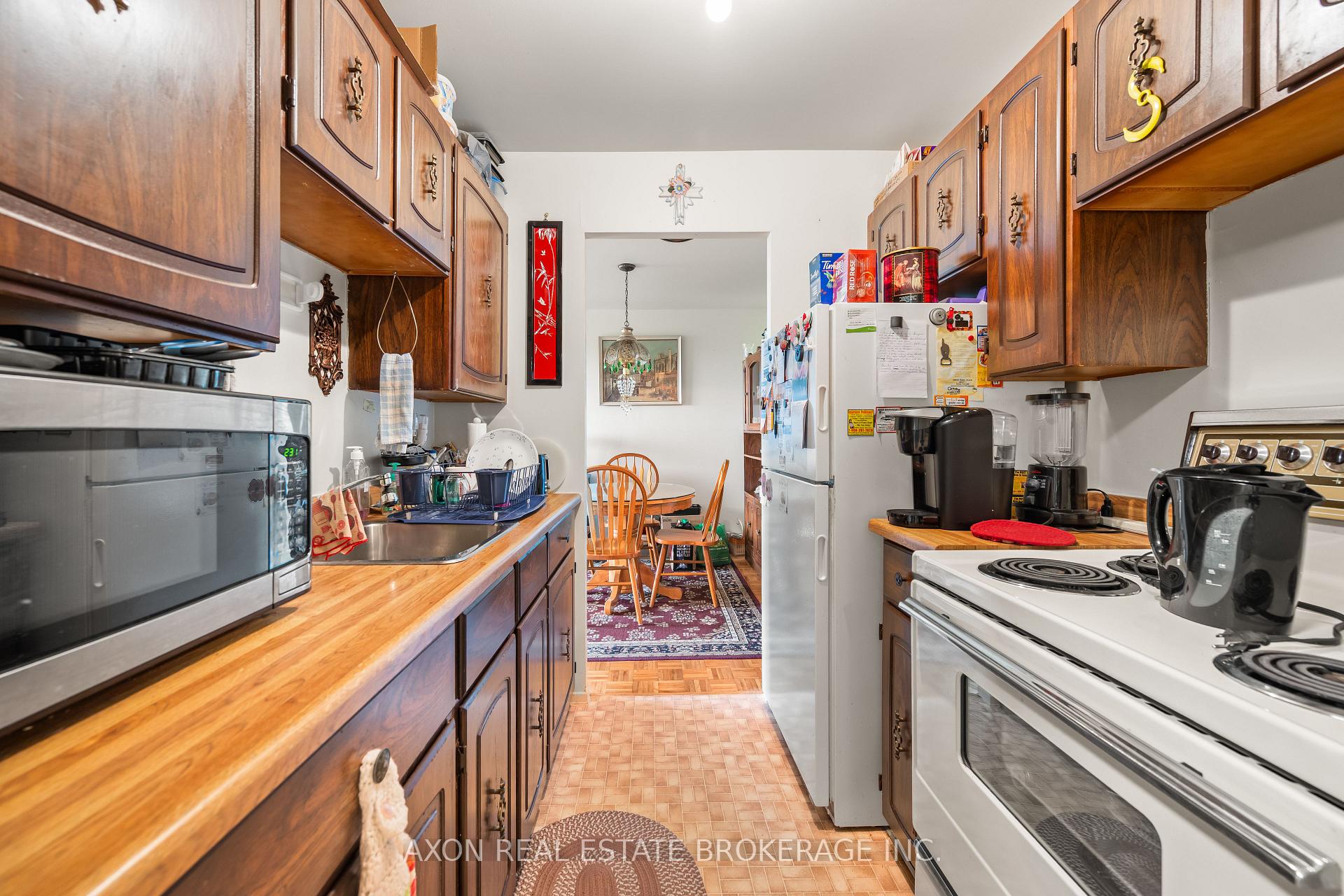Photo 11 of Unit 504, 358 Queen Mary Road, Kingston, West of Sir John A. Blvd — HOMEH