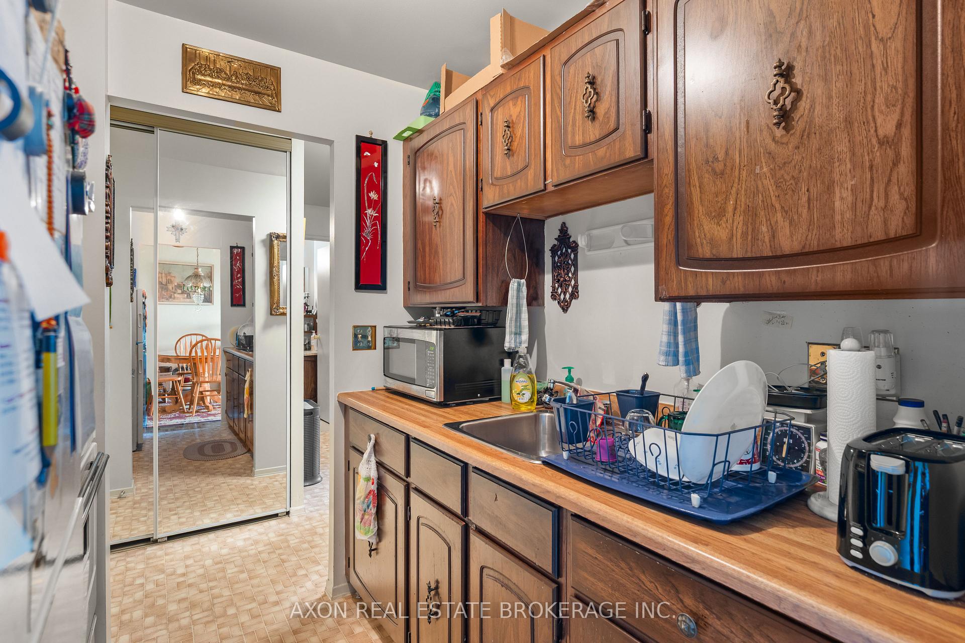 Photo 5 of Unit 504, 358 Queen Mary Road, Kingston, West of Sir John A. Blvd — HOMEH