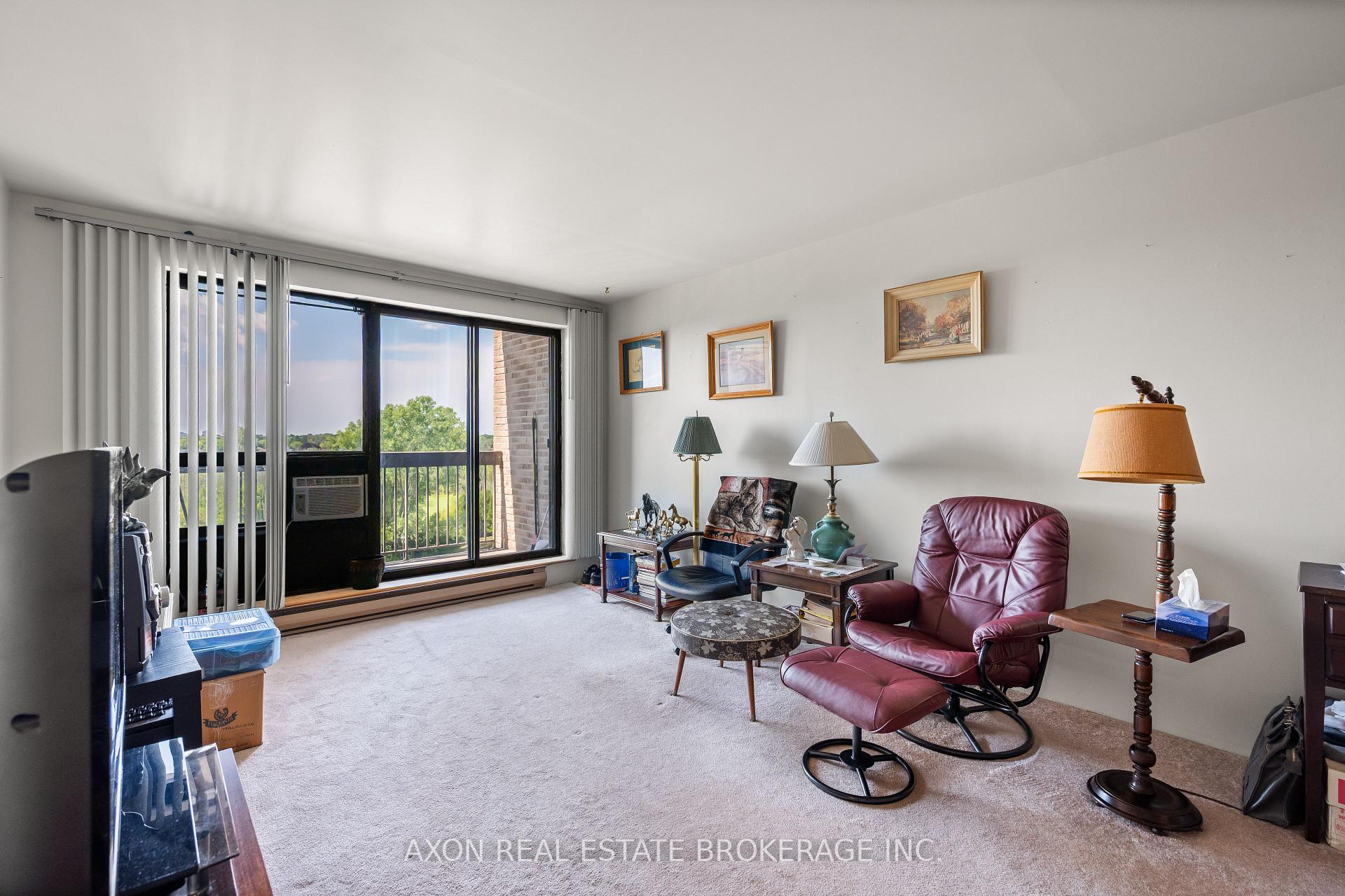 Photo 8 of Unit 504, 358 Queen Mary Road, Kingston, West of Sir John A. Blvd — HOMEH