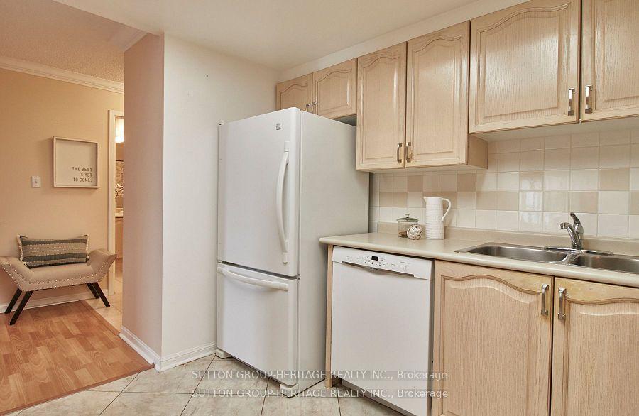 Photo 22 of Unit 401, 712 Rossland Road E, Whitby, Pringle Creek — HOMEH